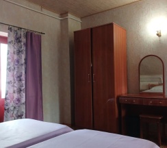 Четырёхместный семейный номер Standard с красивым видом из окна в Горная лаванда