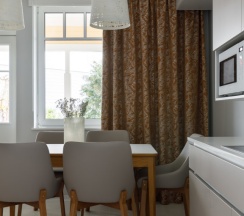 Люкс коттедж с сауной Comfort с красивым видом из окна в Ладожская Усадьба