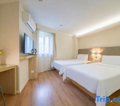 Двухместный номер Superior (2 отдельные кровати) в Hanting Hotel Shanghai Huanqiugang