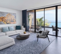 Вилла с бассейном с 4 комнатами oceanfront в Villa Le Corail, A Gran Melia Hotel