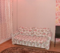 Люкс с балконом и с красивым видом из окна в Исток