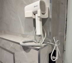 Джуниор в Агат