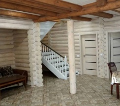 Коттедж с балконом в Weekend63