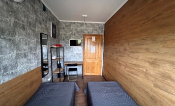 Бюджетный двухместный номер с 2 кроватями (вид на реку) в Енисей