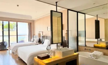 Семейный номер Standard с балконом в Harman Resort Hotel Sanya