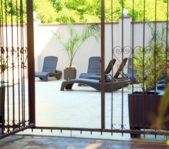 Стандартный двухкомнатный номер на четверых в V&V