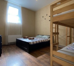 Четырёхместный номер Economy в Family_room_krd