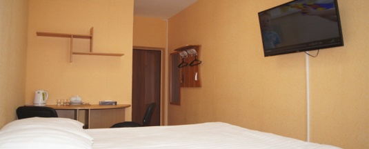 Двухместный номер ЭкономПлюс-2 двуспальная кровать в Радуга