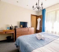 Двухместный коттедж Стандарт двуспальная кровать в Aq-Qaiyn