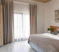 Люкс "Горы", 2-х местный с двуспальным диваном и кухней. в Bergamo