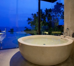 Двухместная Pool Villa Scenic (South) с видом на океан двуспальная кровать в Silavadee Pool Spa Resort