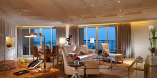 Санья: Курортный отель Crowne Plaza Resort Sanya Bay by IHG