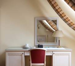 Двухместный полулюкс двуспальная кровать в Кочубей центр