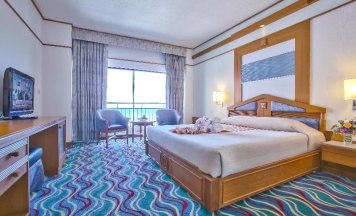 Двухместный номер Premier с видом на море двуспальная кровать в Asia Cha Am Hotel