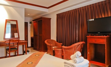 Двухместный номер Superior двуспальная кровать в Inn House Hotel