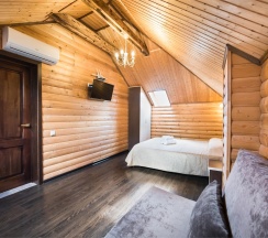 Коттедж с баней в Верона