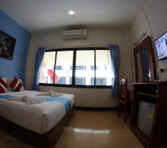 Двухместный номер Deluxe двуспальная кровать в My Place @ Surat Hotel
