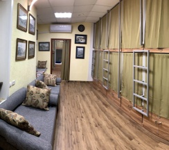 Кровать в общем номере (мужской номер) (общая ванная комната) в Новониколаевск