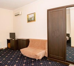 3-местный 1-комнатный номер комфорт стандарт в Максимус