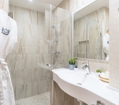 Стандарт "Cabin" с 2 односпальными кроватями или одной двуспальной в Harbor Club Hotel