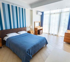 Номер Deluxe с балконом в Аквамарин