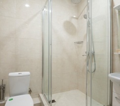 Трёхместный номер Superior с балконом в Сопка