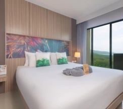 Двухместный номер Grand Deluxe с видом на закат (двуспальная кровать) в Patong Bay Residence