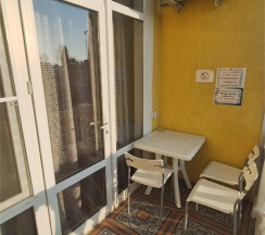 4+ местный Люкс с балконом 3 этаж в Лакшми