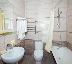 Номер улучшенный №202 в Hotel central