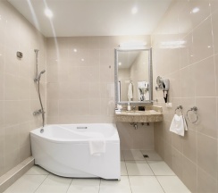 Джуниор Сюит в 7 Avenue Hotel&SPA