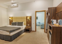 Senior Suite в Central City