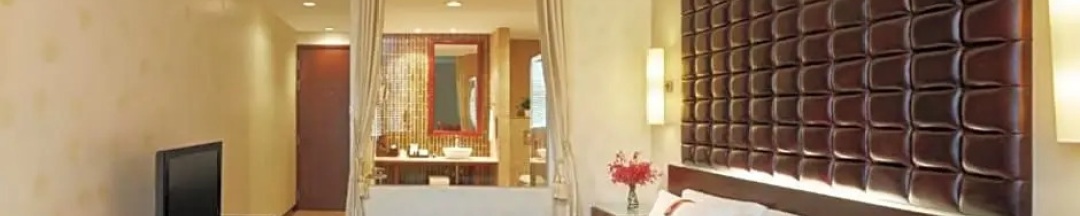 Трёхместный люкс Presidential в The Davis Bangkok Hotel