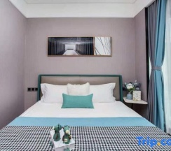 Люкс Business с балконом в Yidiandian Hotel Apartment (Shenzhen International Convention And Exhibition Center)