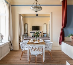 Апартаменты стандарт на набережной реки Фонтанки, 150 в D apartments