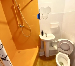 Трёхместный номер Standard с красивым видом из окна в Арт-отельчик