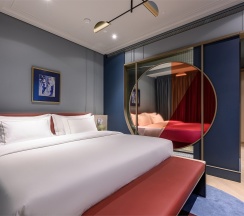 Премьер с 2 спальнями в Enzo by Zont Hotel Group
