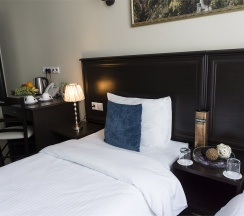 Улучшенная комната с одной большой или двумя раздельными кроватями в Кауфман хаус