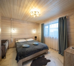 Дом из бруса с камином и баней из осины 4+2 в Snhaus