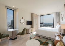 Двухместный люкс двуспальная кровать в Staybridge Suites Bangkok Sukhumvit, an IHG Hotel