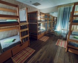 Кровать в 6-местном общем номере (с завтраком) в Хостелы рус
