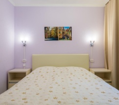 Номер комфорт семейный с 1 двуспальной кроватью в Tuman