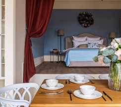 Апартаменты стандарт на набережной реки Фонтанки, 150 в D apartments