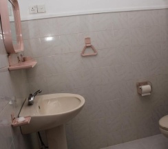 Двухместное шале двуспальная кровать в Jaga Bay Resort