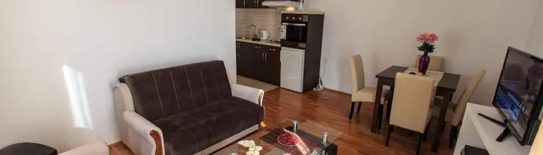 Свети-Стефан: Отель Apartmani Nica