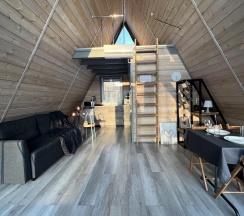 Коттедж A-Frame в Лава
