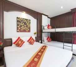 Четырёхместный номер Standard в Patong Buri