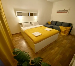 "Baltic Sunset" Однокомнатная квартира с видом на Финский залив (Метро Ленинский проспект/Автово, 10 минут на транспорте) в Rauktis apartments