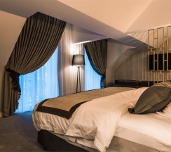 Джуниор Сюит Президент HISTORY (Junior Suite President HISTORY) в History Boutique Hotel&Spa