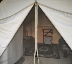 Тент-хаус в Яломан_camp