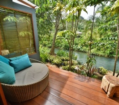 Вилла Superior с видом на канал в The Nine Thipthara Klongson Resort
